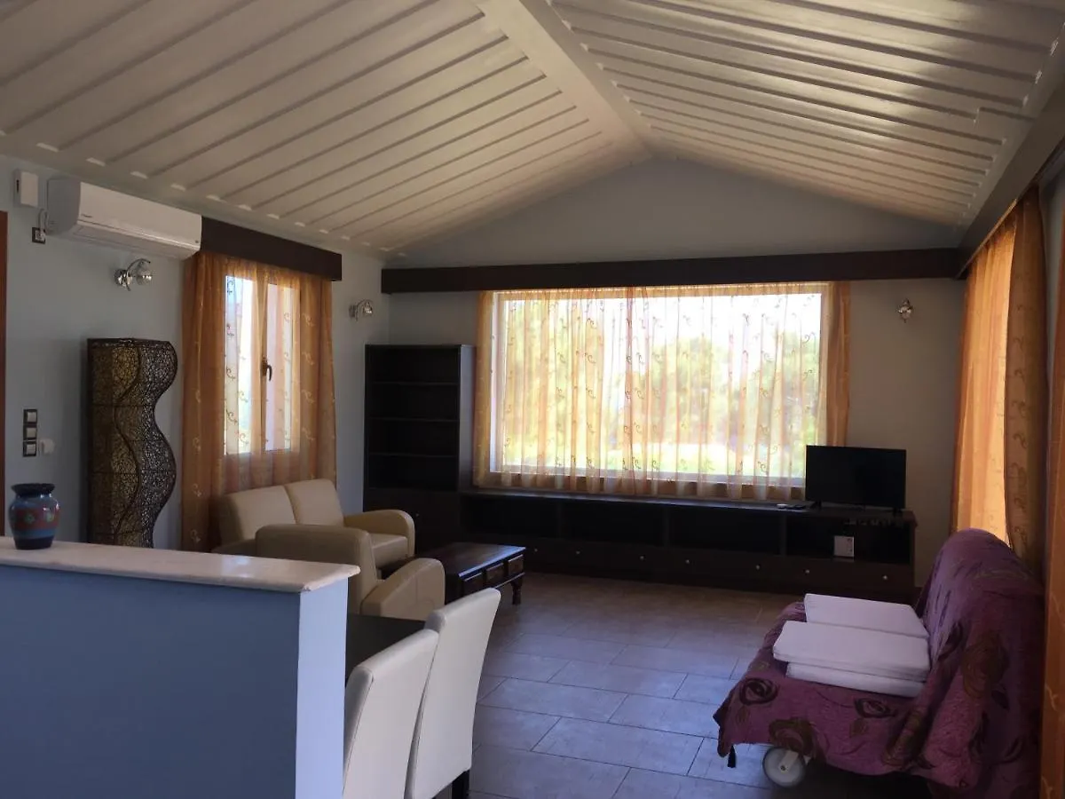 Apolafsi Aparthotel Lixouri 0*,