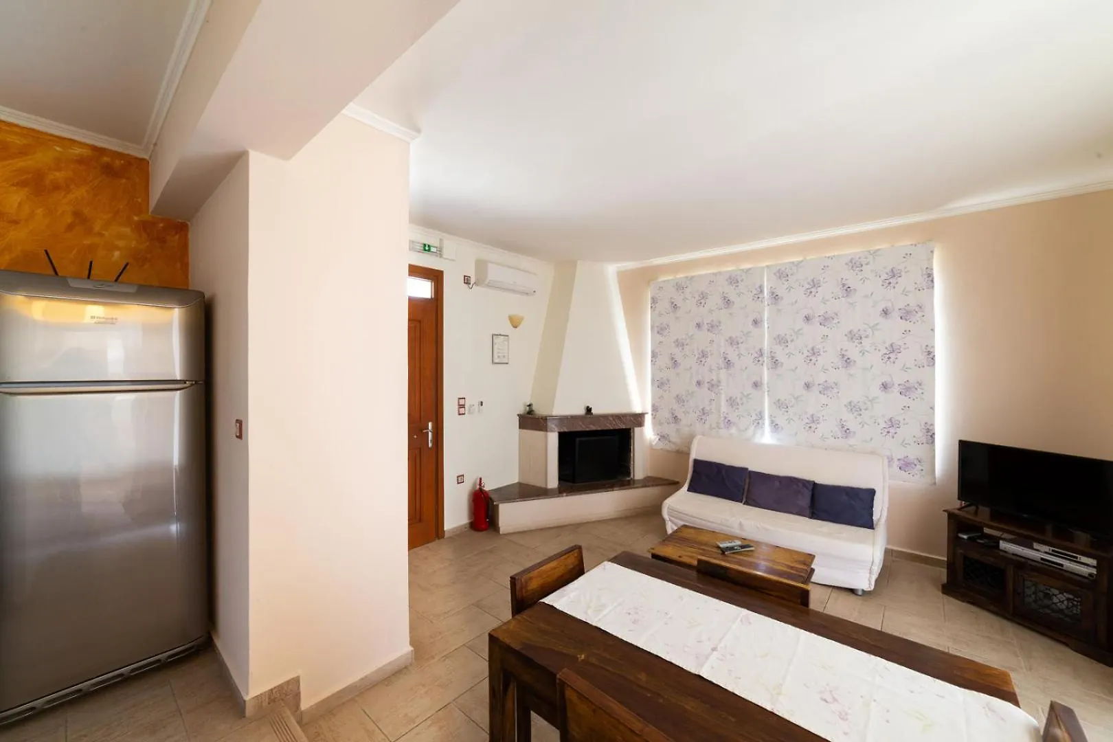 Apolafsi Aparthotel Lixouri 0*,