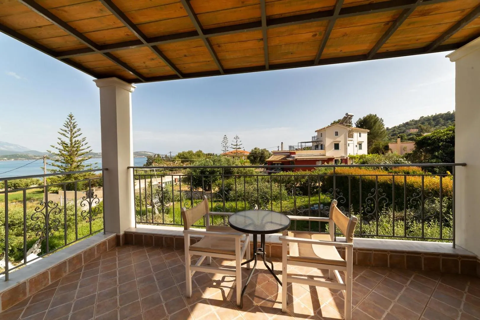 Apolafsi Aparthotel Lixouri Greece